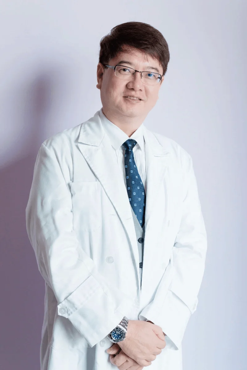 顏仲毅醫師-新竹抽脂推薦